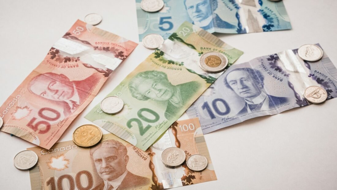 Picture of Canadian Currency