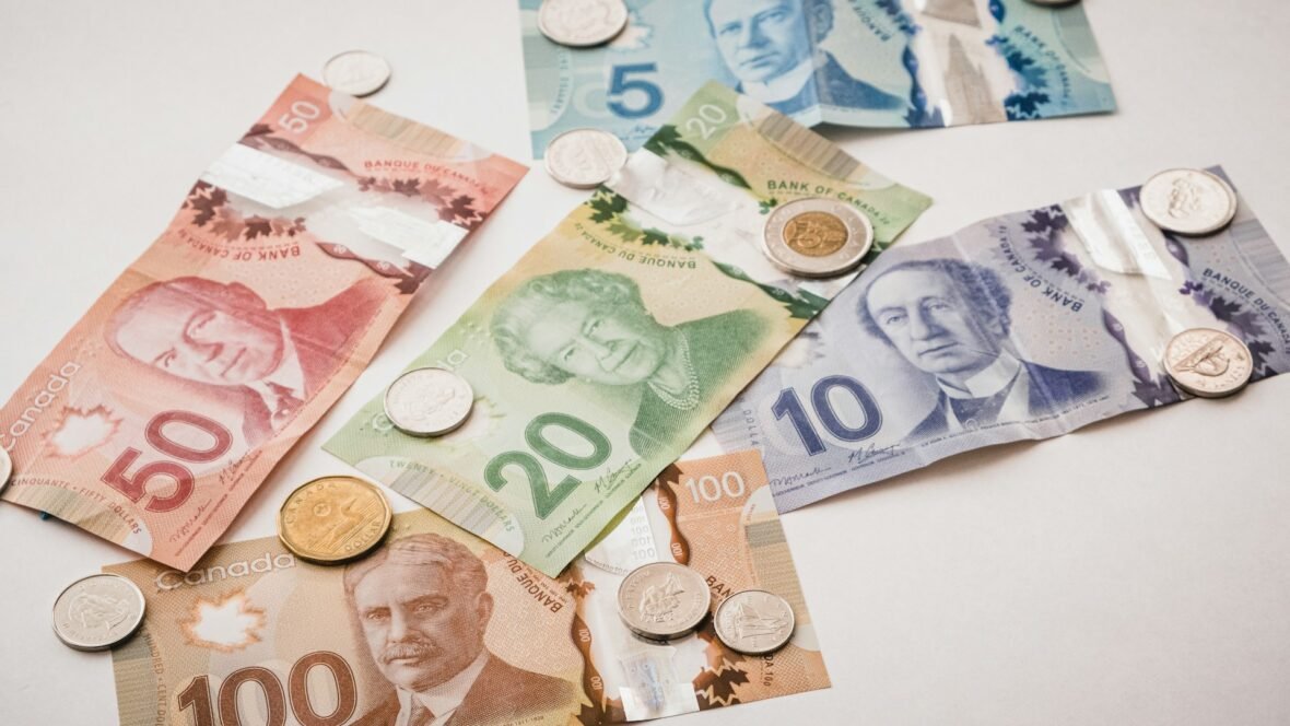 Picture of Canadian Currency
